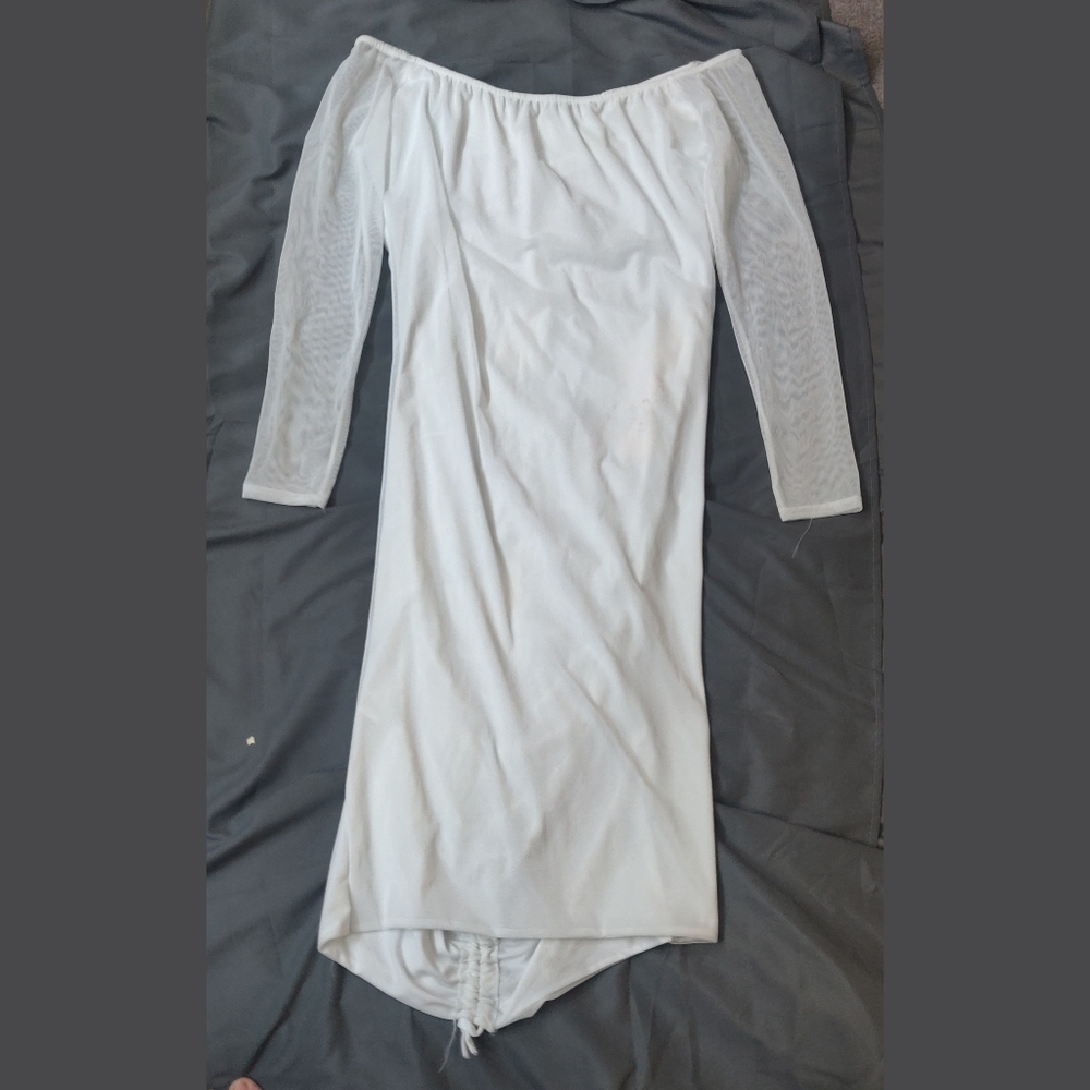 Prettylittlething White Ruched Dress - Bulk Plus Bundle Deal! - Picture 3 of 10
